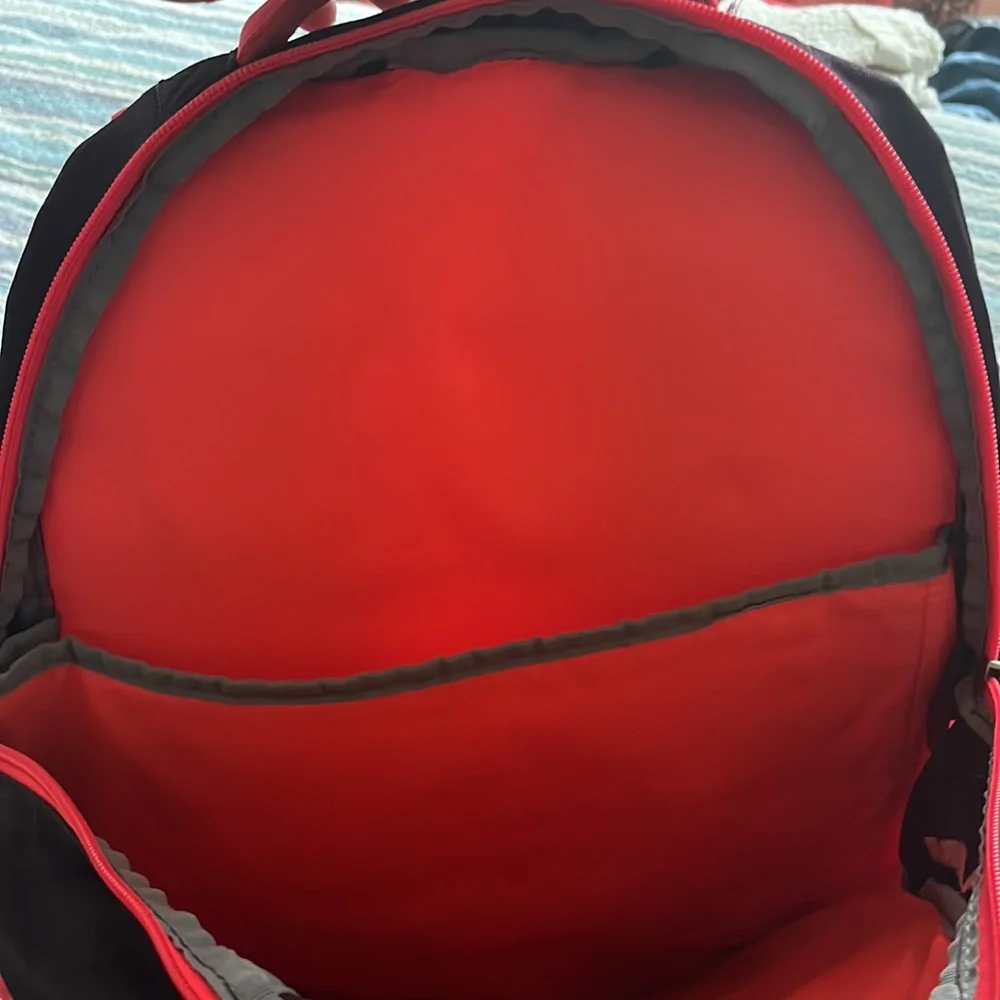 Backpack - Picture 3 of 4